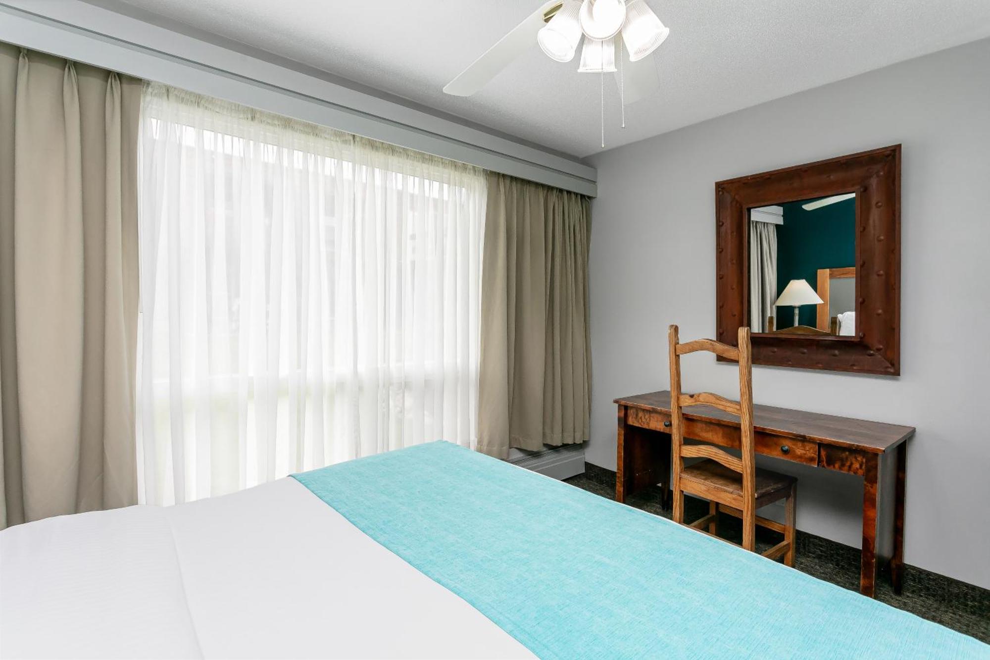 Tonquin Inn Τζάσπερ Δωμάτιο φωτογραφία