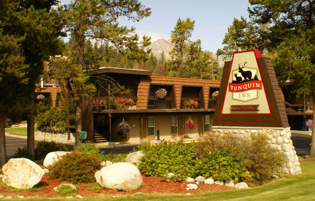 Tonquin Inn Τζάσπερ Εξωτερικό φωτογραφία